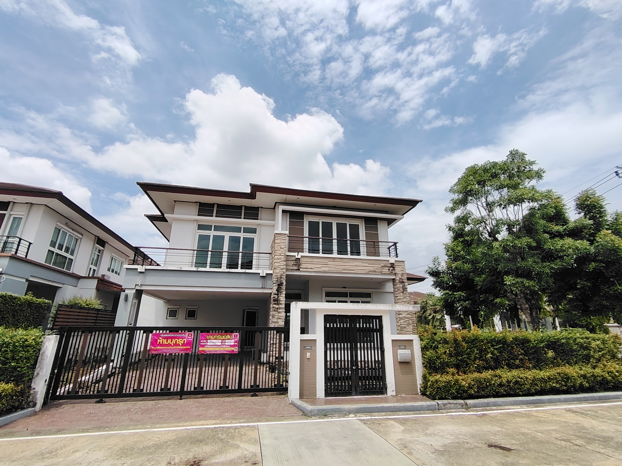 บ้านเดี่ยว แขวงทวีวัฒนา เขตทวีวัฒนา กรุงเทพมหานคร